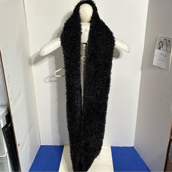 Infinity scarf - Picture 3 of 3